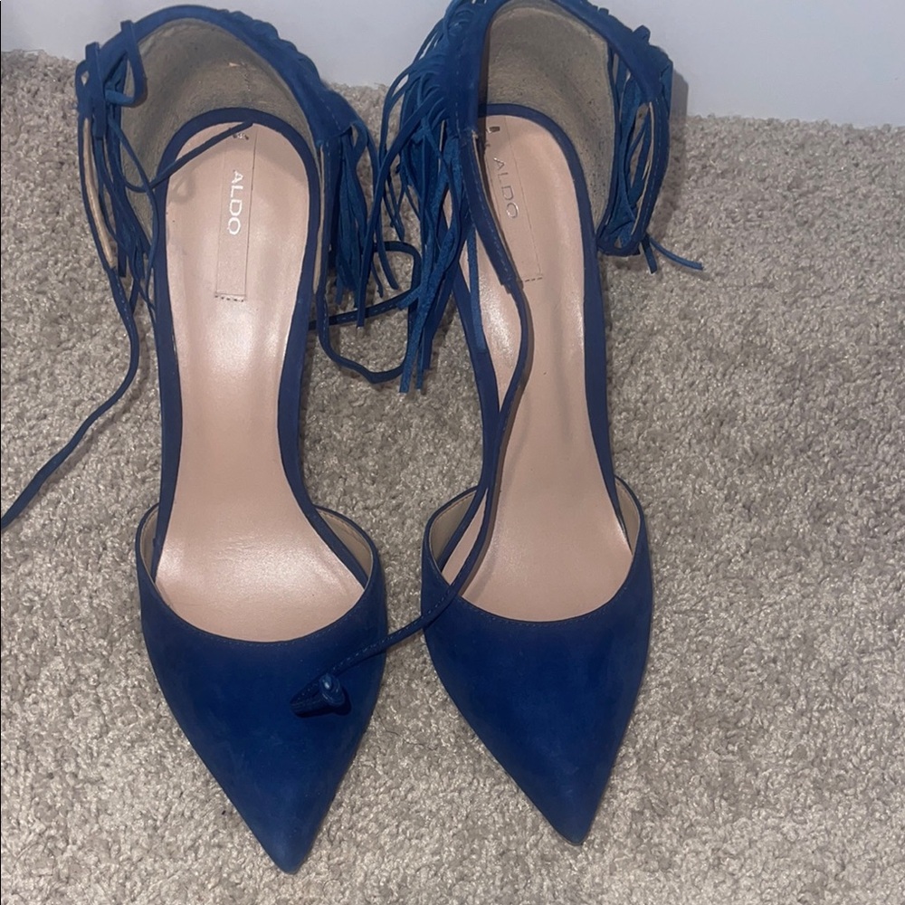 Size 9 ..Aldo Elegant Navy Heels with Tassel Detail..worn once